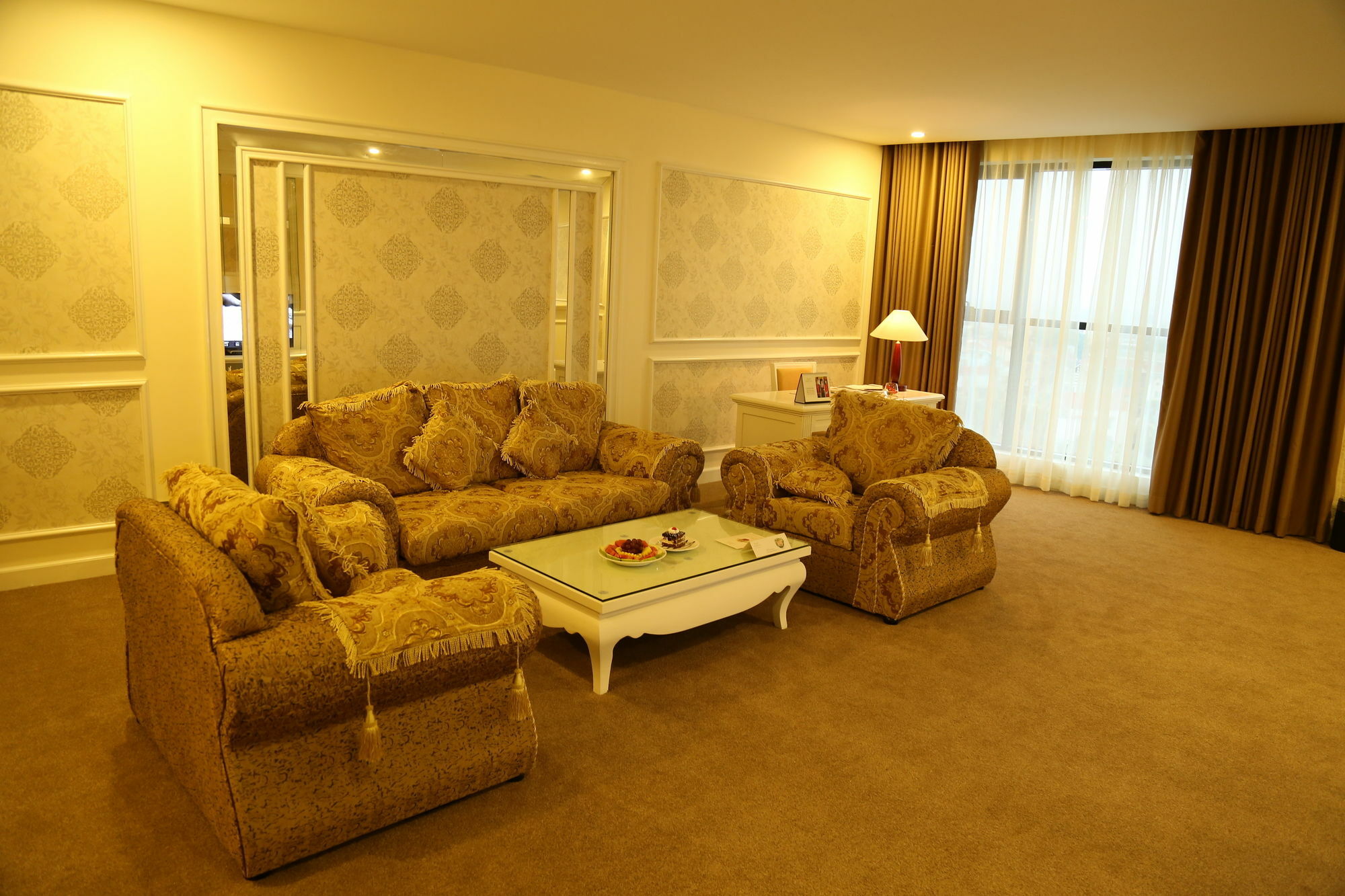 Muong Thanh Grand Quang Tri Hotel Экстерьер фото